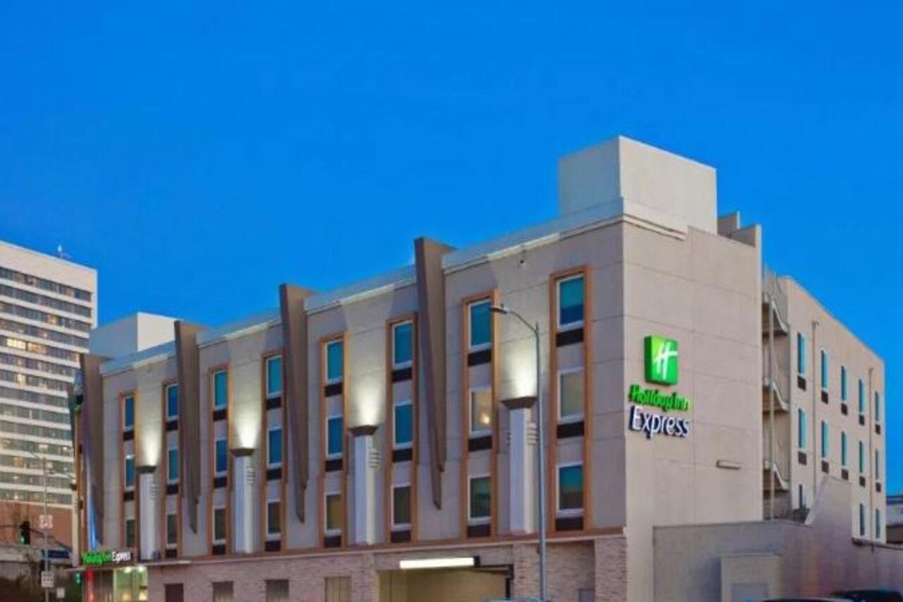 Holiday Inn Express West Los Angeles By Ihg Екстериор снимка