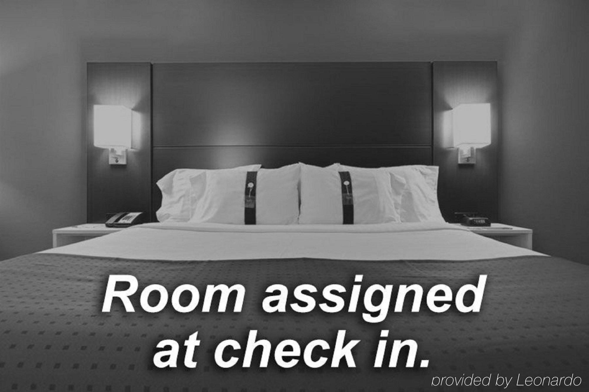 Holiday Inn Express West Los Angeles By Ihg Екстериор снимка