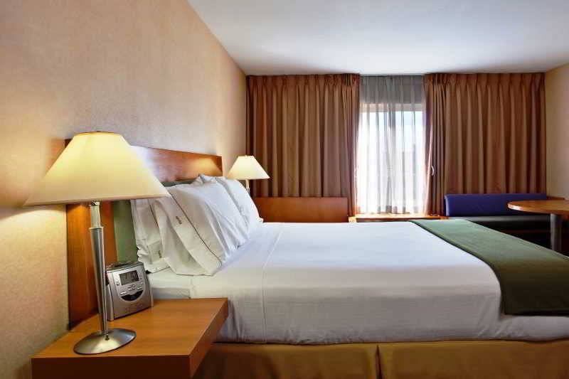 Holiday Inn Express West Los Angeles By Ihg Екстериор снимка