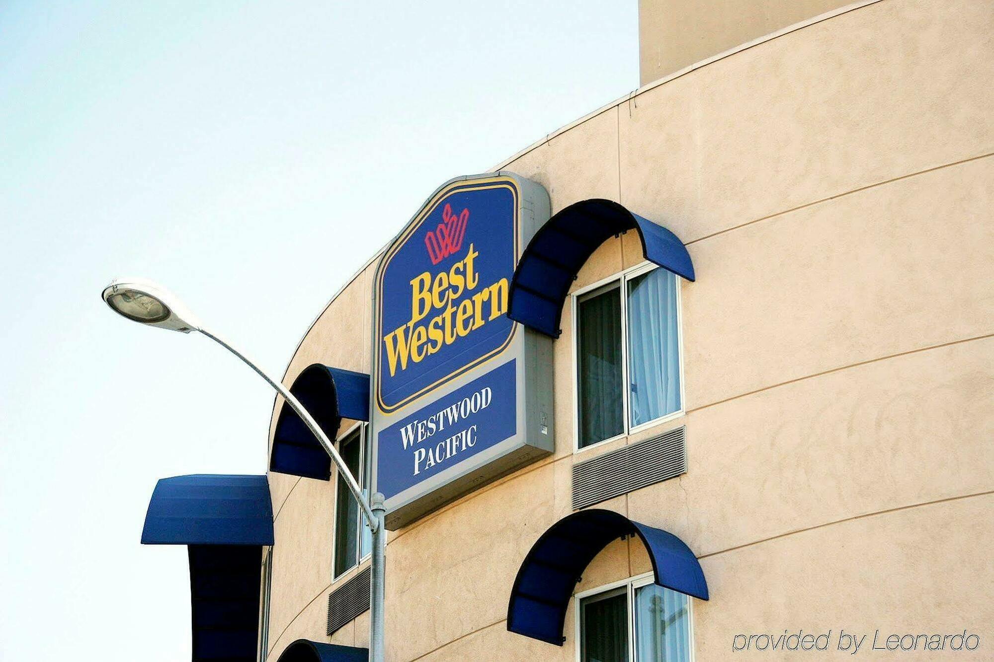 Holiday Inn Express West Los Angeles By Ihg Екстериор снимка