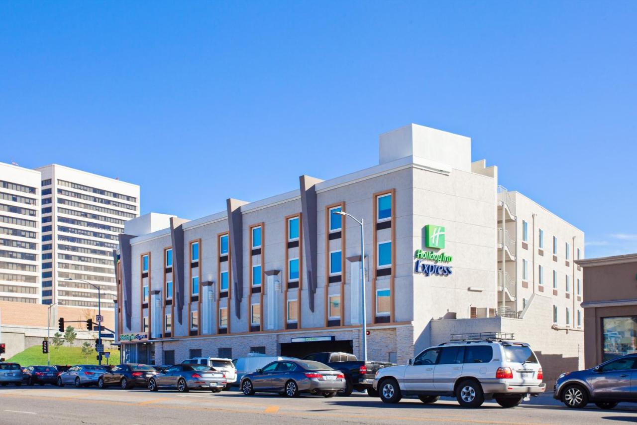 Holiday Inn Express West Los Angeles By Ihg Екстериор снимка