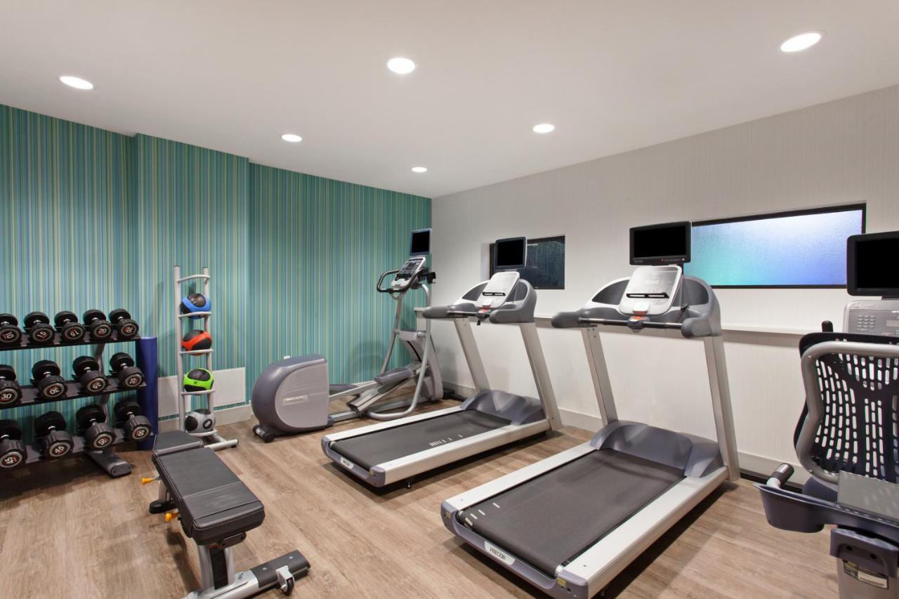 Holiday Inn Express West Los Angeles By Ihg Екстериор снимка